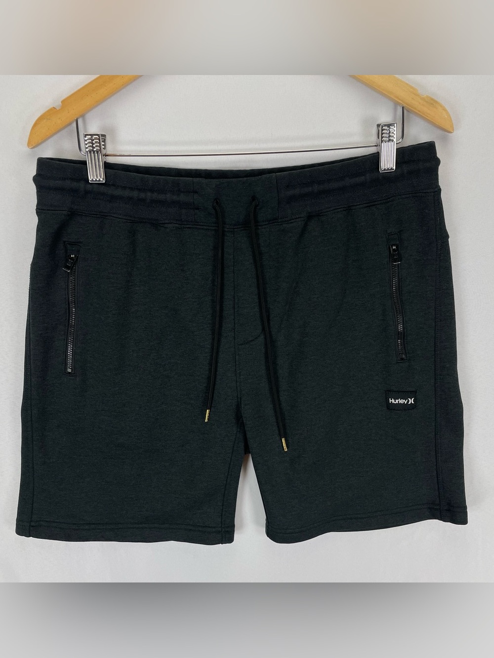 Hurley Nike Dri-Fit Shorts Men’s Large Charcoal Gray Chino Zip Tech Sweat Shorts